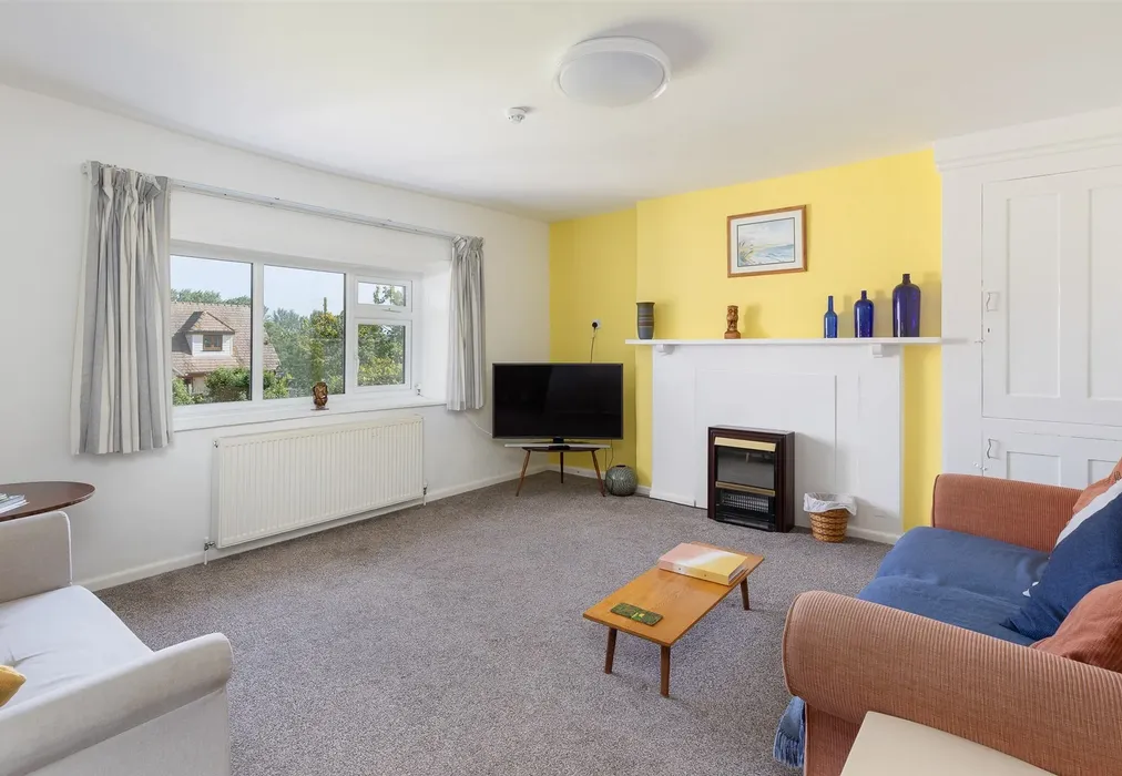 Bedroom 4* - Quay Lane, Brading, Isle of Wight - Wards of Kent
