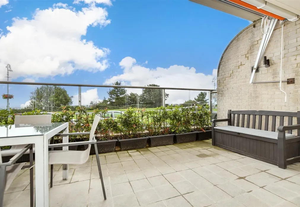 Balcony / Terrace - The Leas, Folkestone, Kent - Wards of Kent