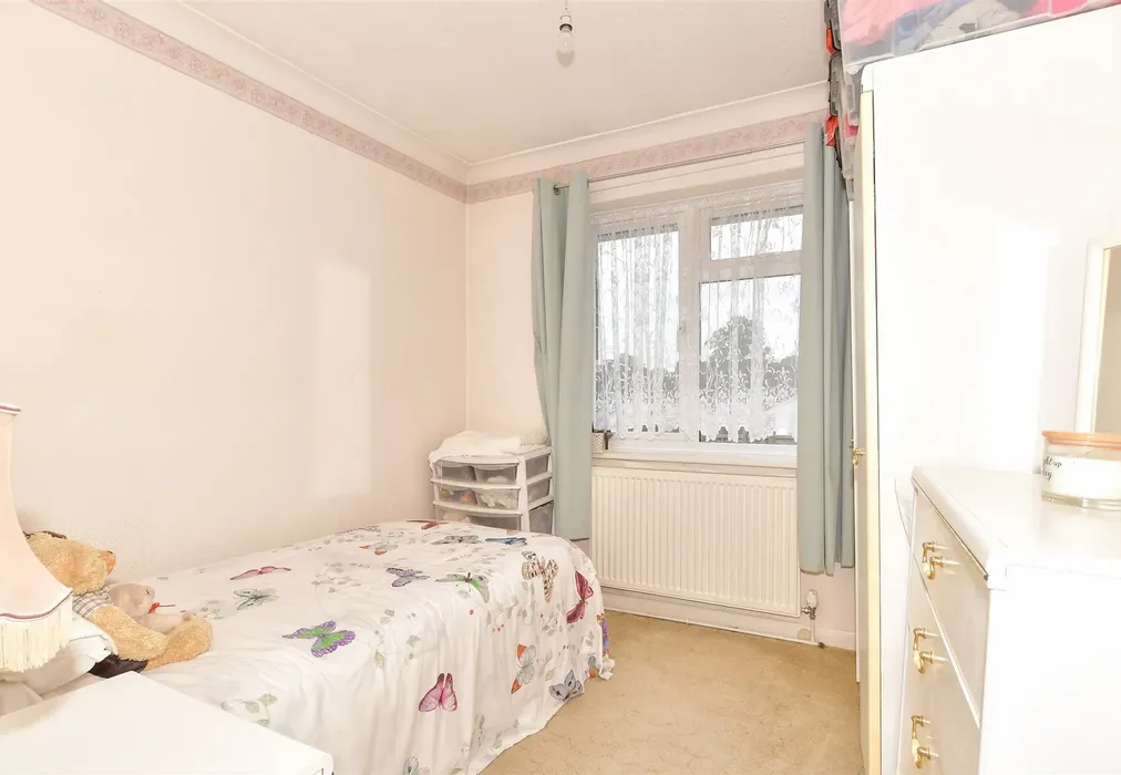 Bedroom 2 - Lineacre Close, Gillingham, Kent - Wards of Kent