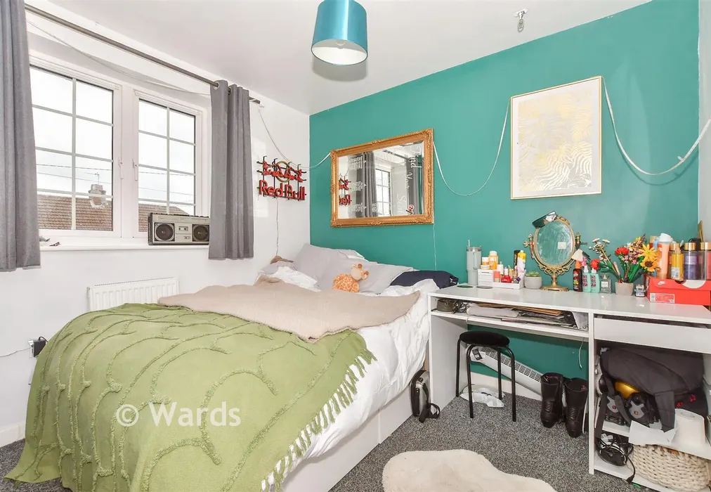 Bedroom 2 - Chaucer Road, Elvington, Dover, Kent - Wards of Kent