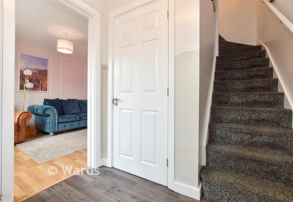 Entrance Hall - Chaucer Road, Elvington, Dover, Kent - Wards of Kent