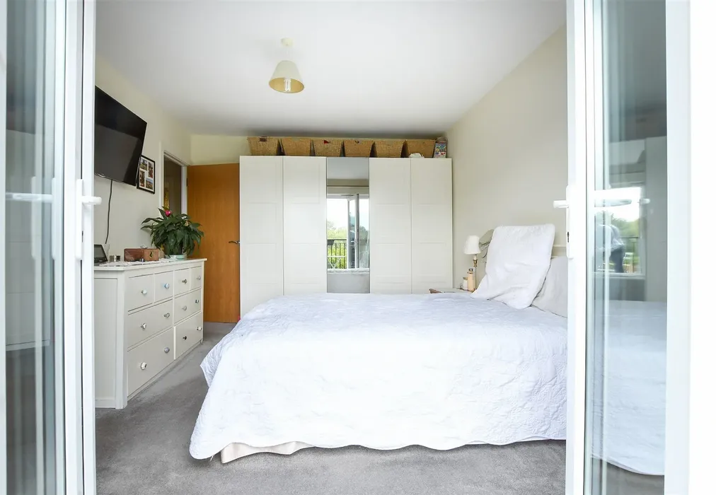 Internal Lifestyle Photograph - The Moors, Redhill, Surrey - Wards of Kent