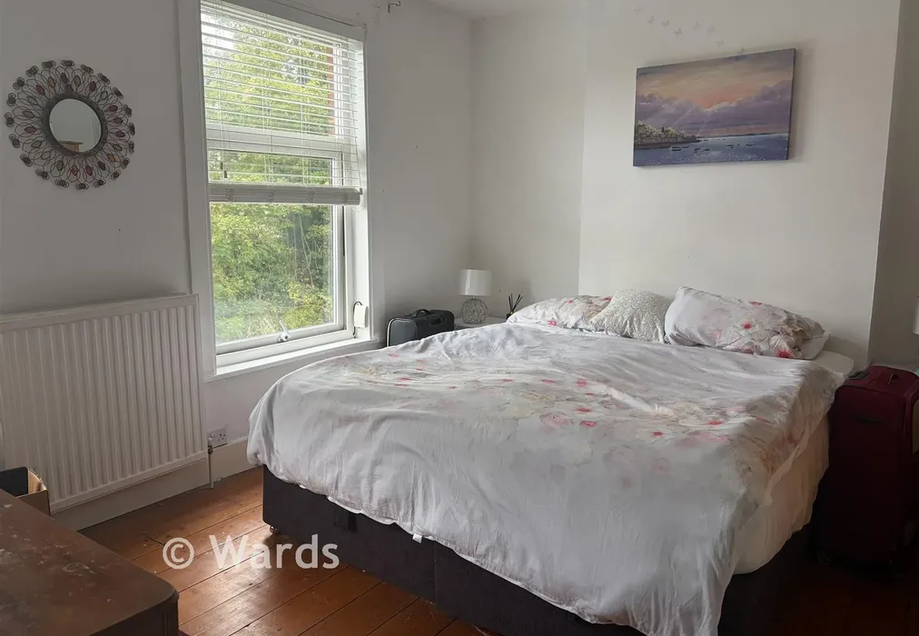 Bedroom 1. - Wellwinch Road, Sittingbourne, Kent - Wards of Kent