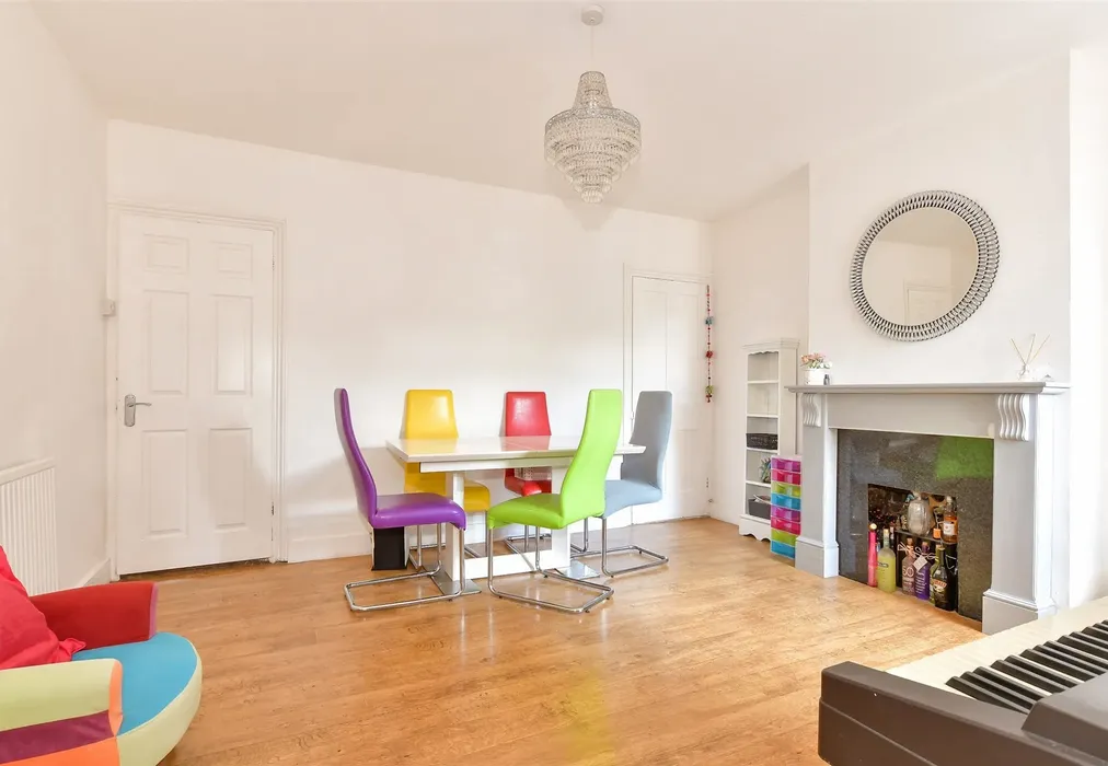 Dining Room - Wellwinch Road, Sittingbourne, Kent - Wards of Kent