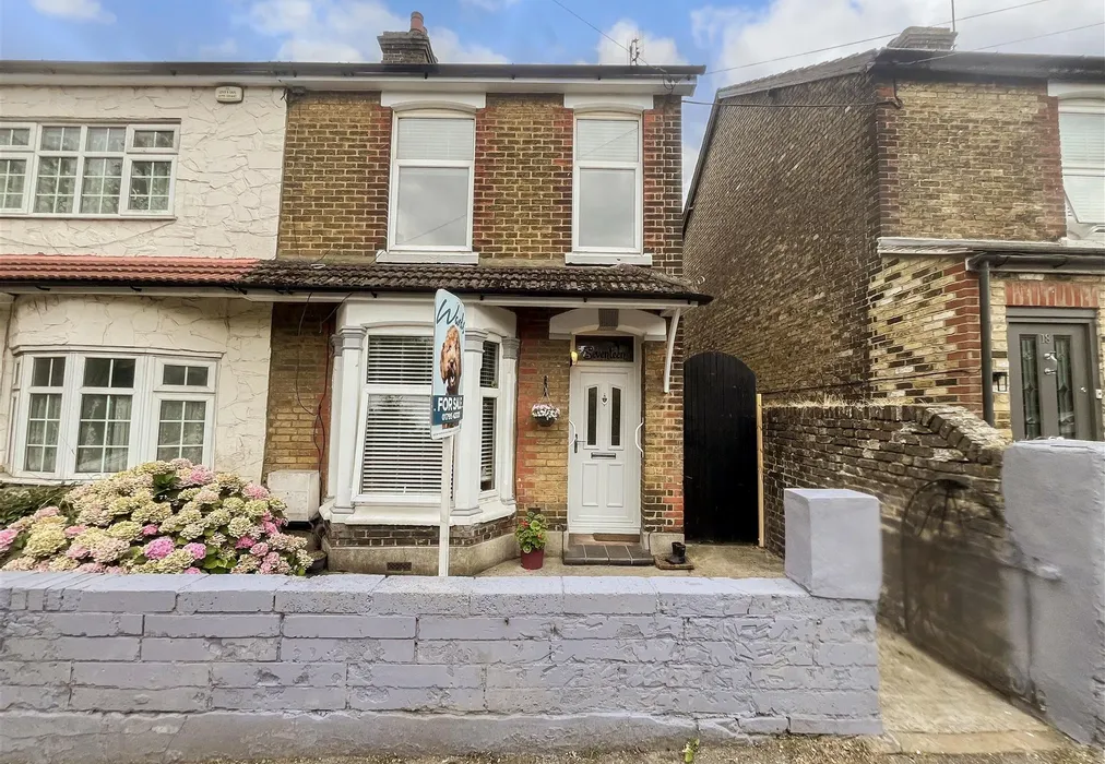 Front Shot - Wellwinch Road, Sittingbourne, Kent - Wards of Kent