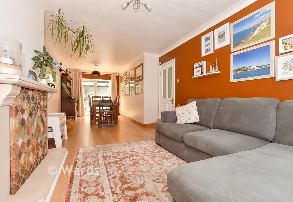 Lounge - Hawthorne Close, River, Dover, Kent - Wards of Kent