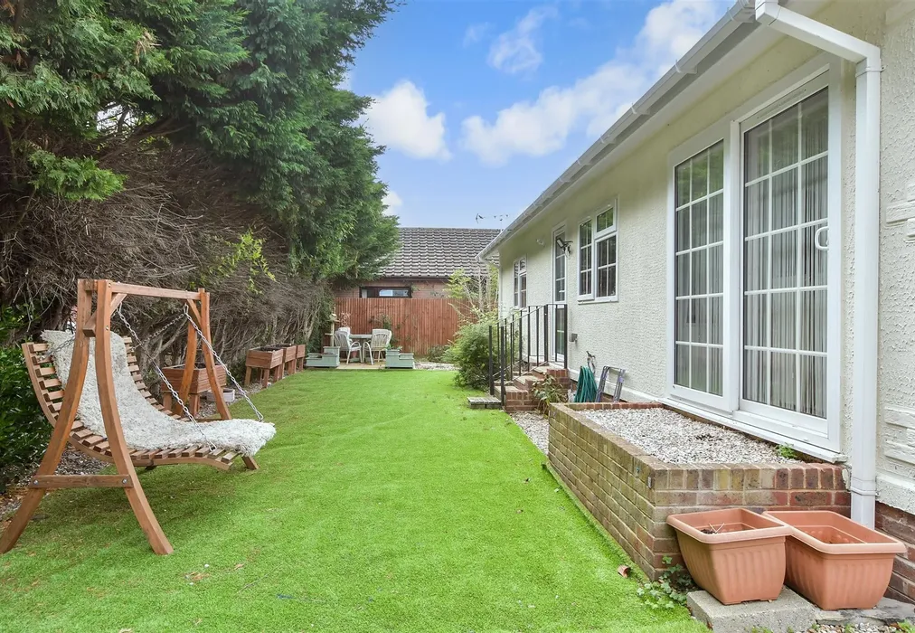 Rear Garden - Faversham Road, Seasalter, Whitstable, Kent - Wards of Kent