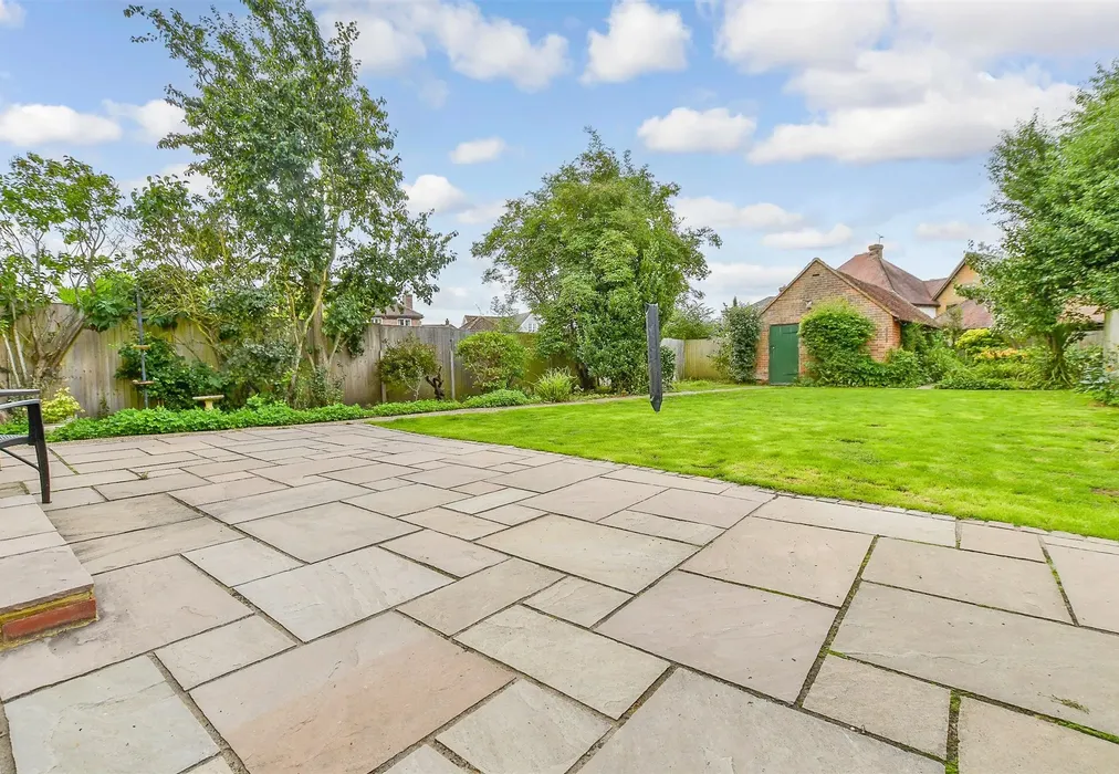 Patio / Decking - Gibbet Lane, Horsmonden, Tonbridge, Kent - Wards of Kent