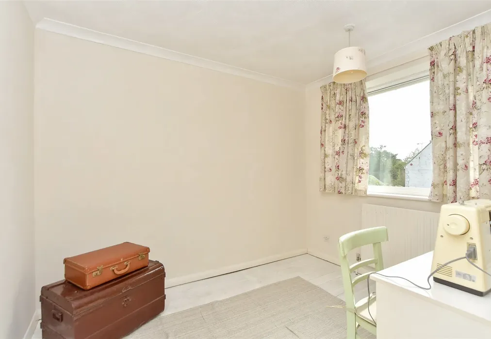 Bedroom 4 - Burntwick Drive, Lower Halstow, Sittingbourne, Kent - Wards of Kent