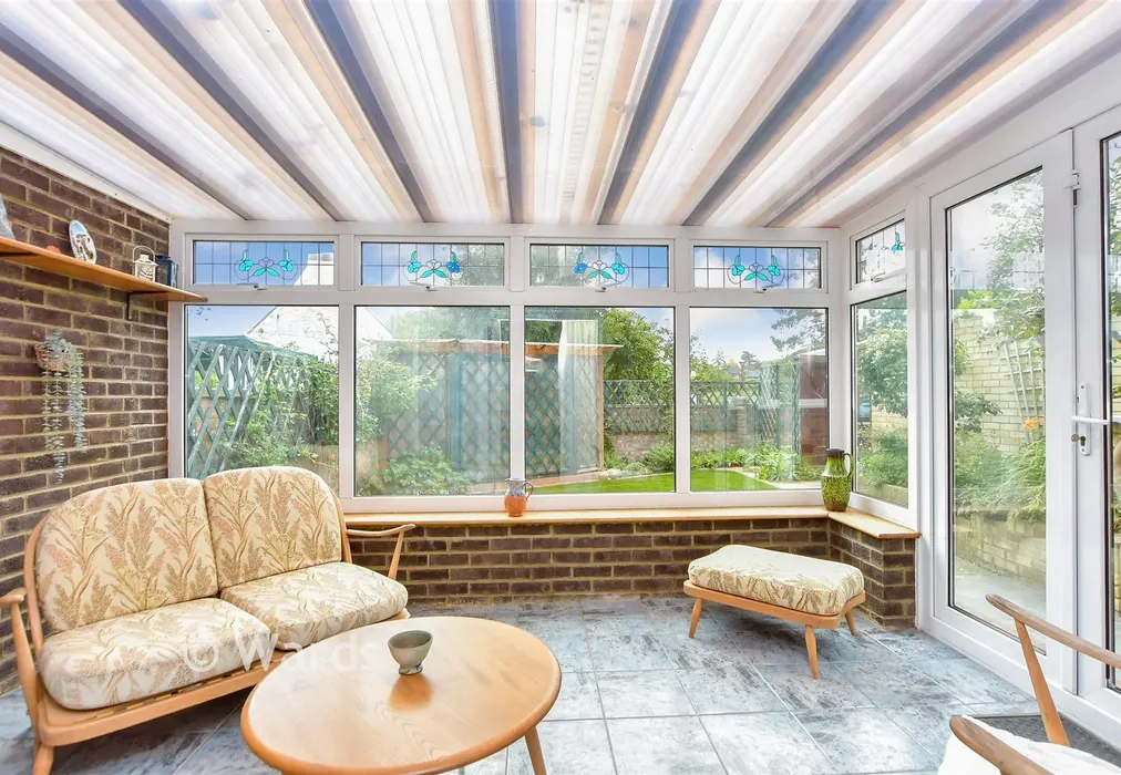 Conservatory - Burntwick Drive, Lower Halstow, Sittingbourne, Kent - Wards of Kent