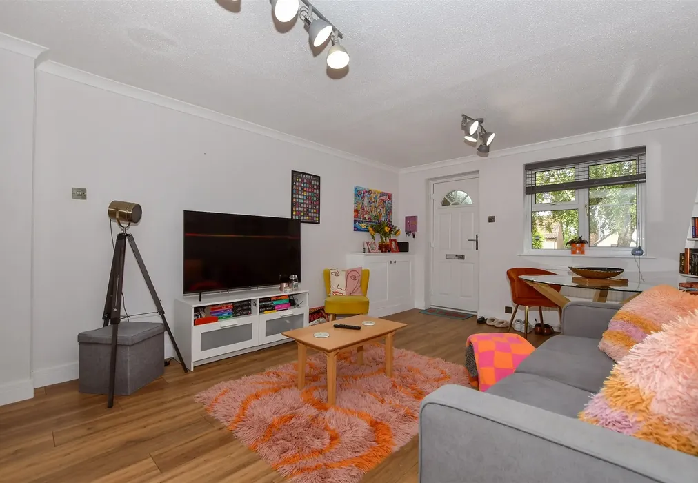 Lounge - Mayfair Avenue, Loose, Maidstone, Kent - Wards of Kent