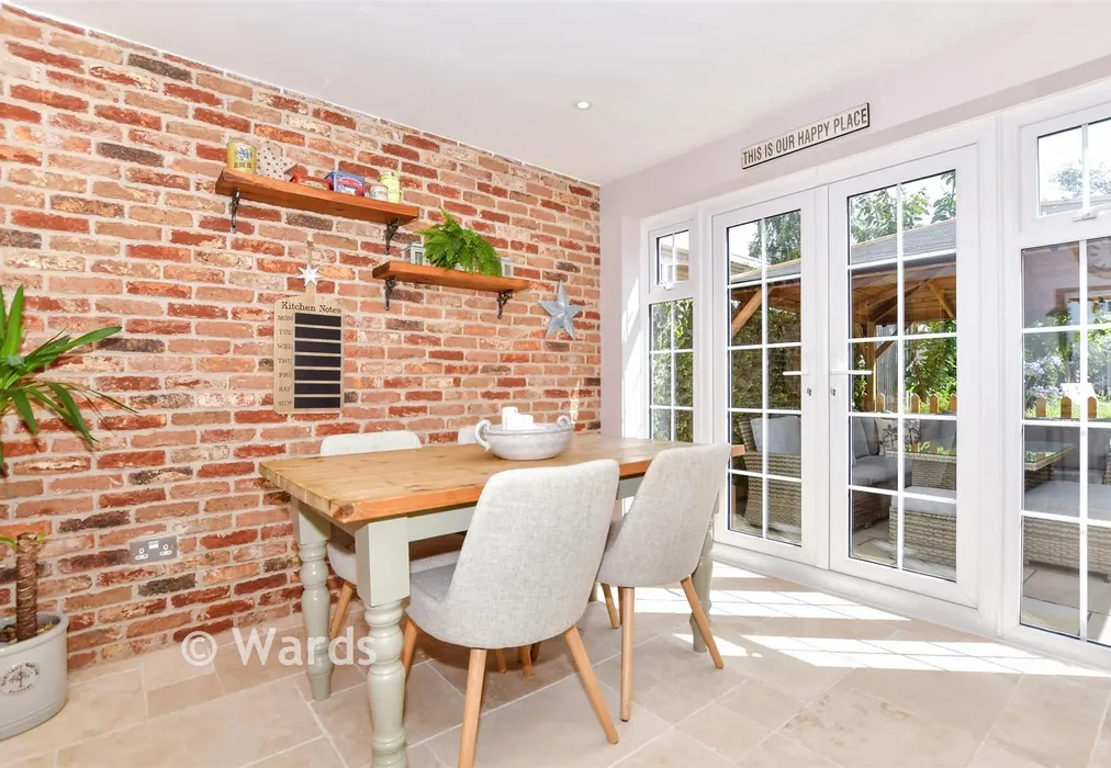 Kitchen/Diner - Berwyn Grove, Loose, Maidstone, Kent - Wards of Kent
