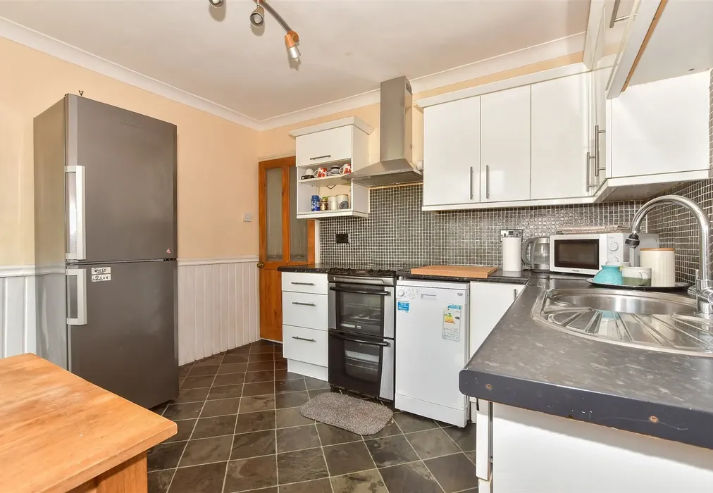Kitchen/ Breakfast Room - Clarendon Street, Dover, Kent - Wards of Kent