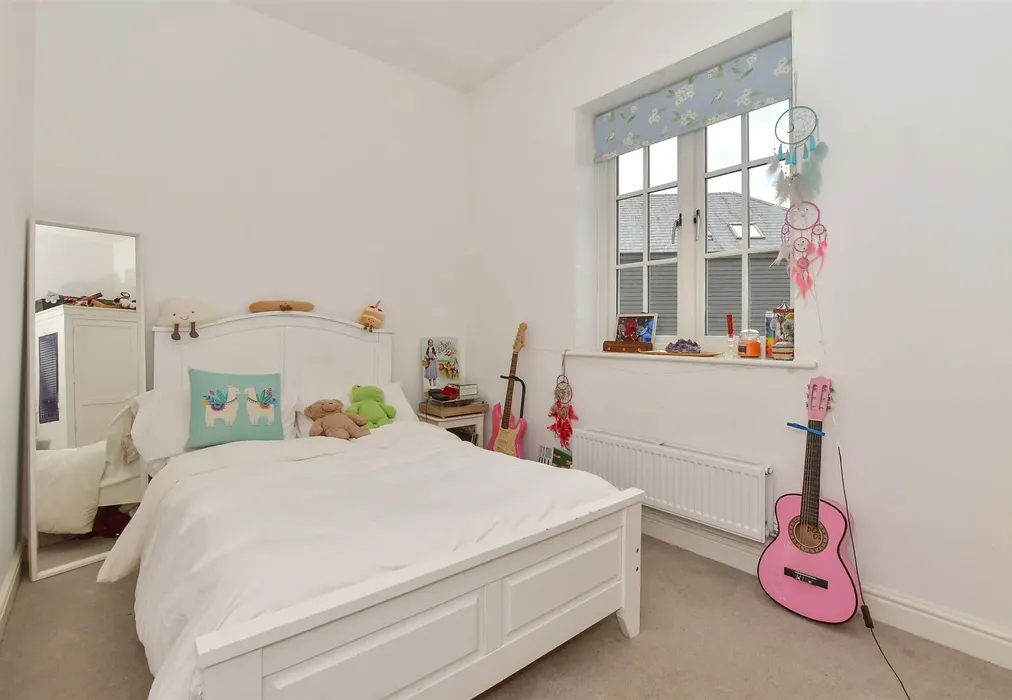 Bedroom 3 - Three Fields Road, Tenterden, Kent - Wards of Kent