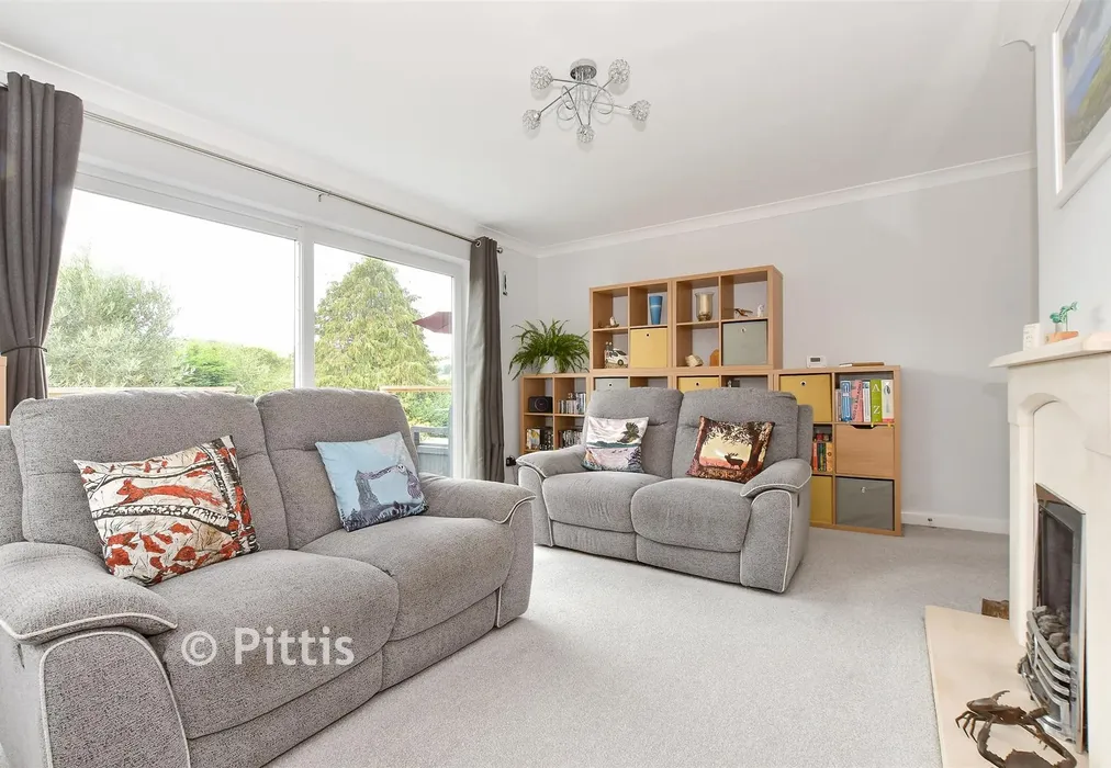Lounge - Clevelands Road, Wroxall, Ventnor, Isle of Wight - Wards of Kent