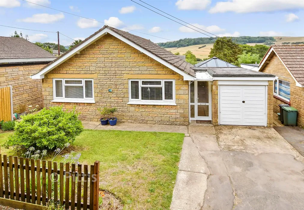 Front Aspect - Clevelands Road, Wroxall, Ventnor, Isle of Wight - Wards of Kent