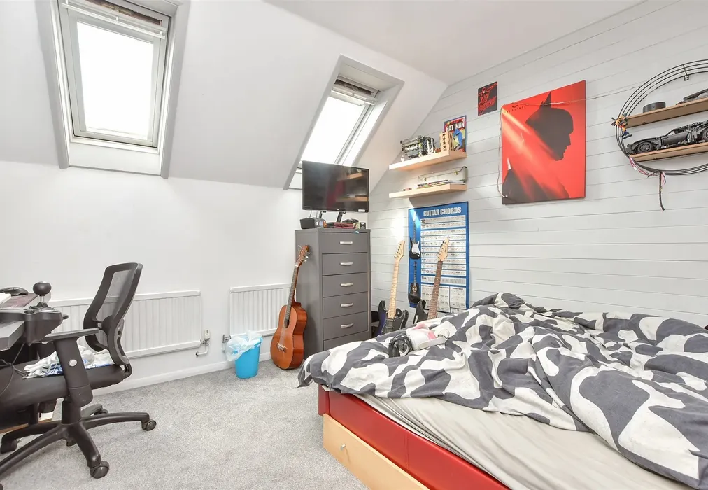 Bedroom 2 - Park Road, Ramsgate, Kent - Wards of Kent