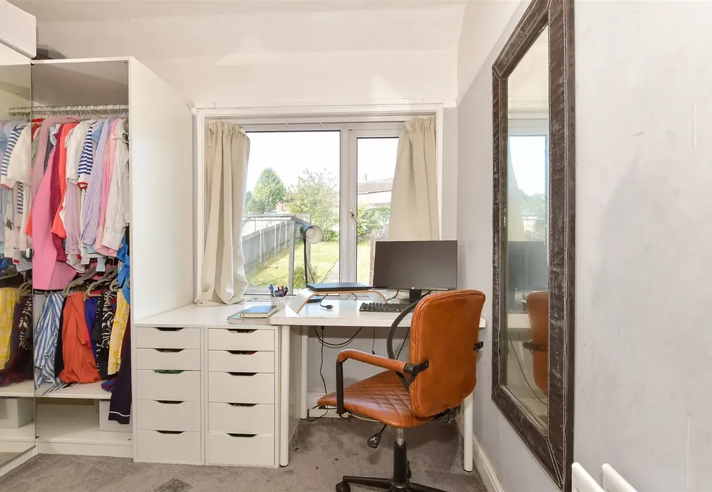 Bedroom 3 - Fleet Road, Rochester, Kent - Wards of Kent