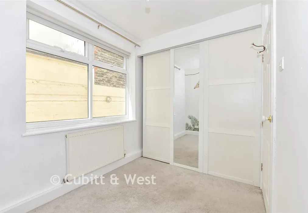 Bedroom 2 - Waverley Road, Southsea, Hampshire - Wards of Kent