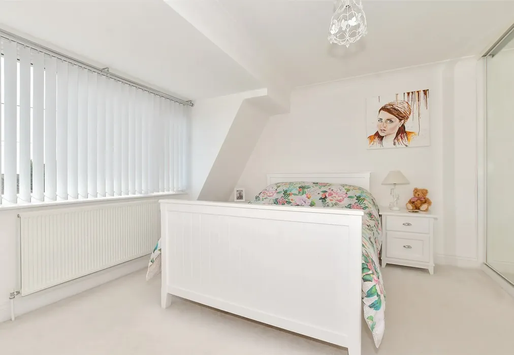 Bedroom 2 - Lower Sands, Dymchurch, Kent - Wards of Kent