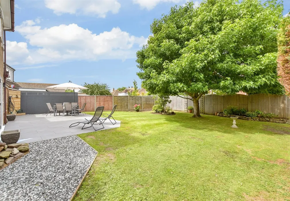 Rear Garden - Lower Sands, Dymchurch, Kent - Wards of Kent
