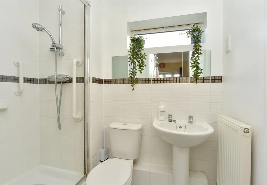 En-Suite Shower Room - Monarch Drive, Kemsley, Sittingbourne, Kent - Wards of Kent