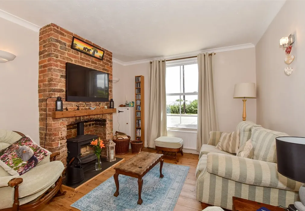 Lounge - New Cottages, Five Ashes, Mayfield, East Sussex - Wards of Kent