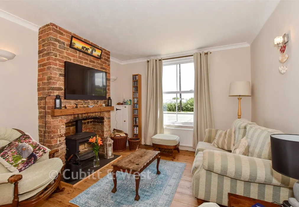 Lounge - New Cottages, Five Ashes, Mayfield, East Sussex - Wards of Kent