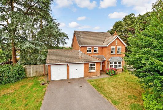 Claremont Gardens, Waterlooville, Hampshire - Wards of Kent