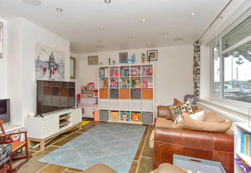 Lounge - Bloors Lane, Rainham, Gillingham, Kent - Wards of Kent