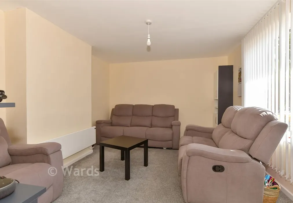 Lounge - Wylie Road, Hoo, Rochester, Kent - Wards of Kent