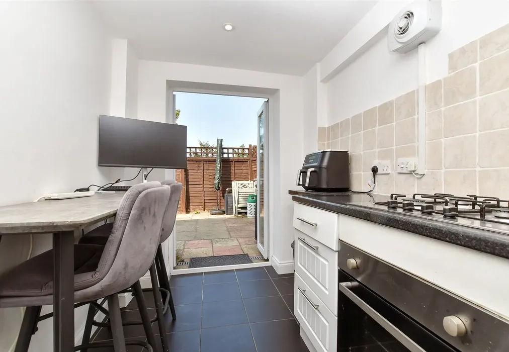 Kitchen - Birchanger Road, London - Wards of Kent