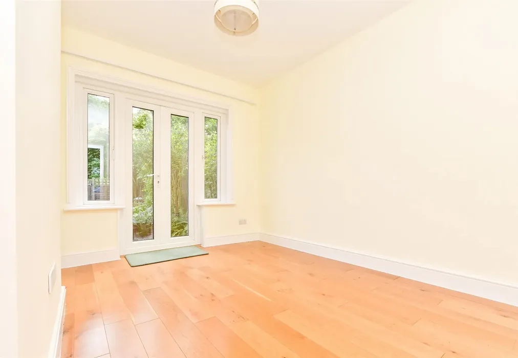 Dining Area - Spook Hill, North Holmwood, Dorking, Surrey - Wards of Kent