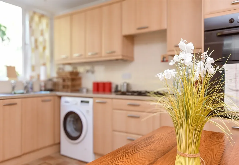 Internal Lifestyle Photograph - Rough Rew, Dorking, Surrey - Wards of Kent