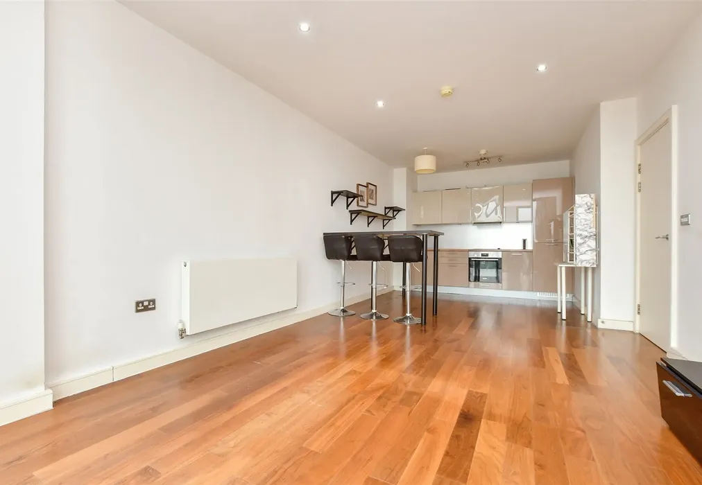 Lounge / Kitchen - Masons Avenue, Croydon, Surrey - Wards of Kent
