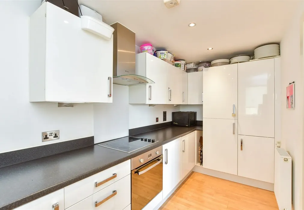 Kitchen - Pankhurst Avenue, Brighton, East Sussex - Wards of Kent