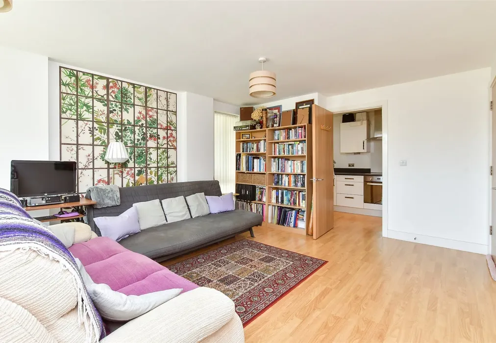 Lounge - Pankhurst Avenue, Brighton, East Sussex - Wards of Kent