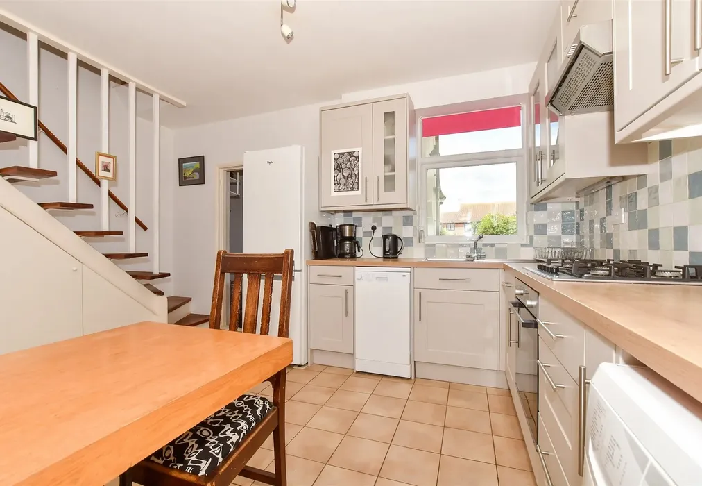 Kitchen/ Diner - College Road, Deal, Kent - Wards of Kent