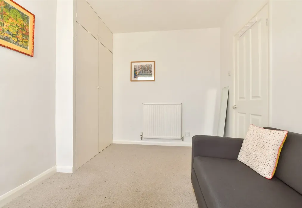 Bedroom 2 - College Road, Deal, Kent - Wards of Kent