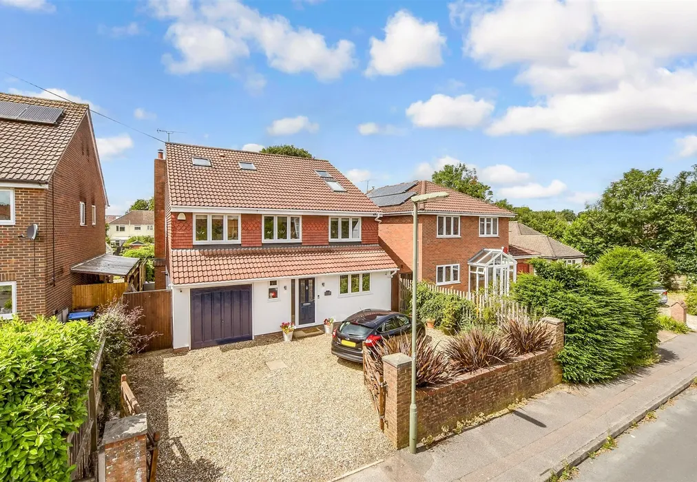External (Brochure) - Spencer Road, Caterham, Surrey - Wards of Kent
