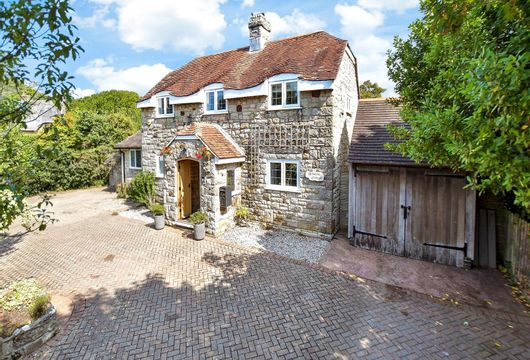 Main Road, Brighstone, Isle of Wight - Wards of Kent