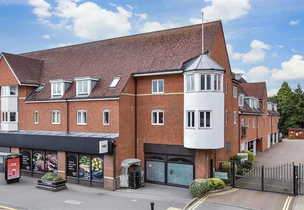 Front Complete - Wingfield Court, Banstead, Surrey - Wards of Kent