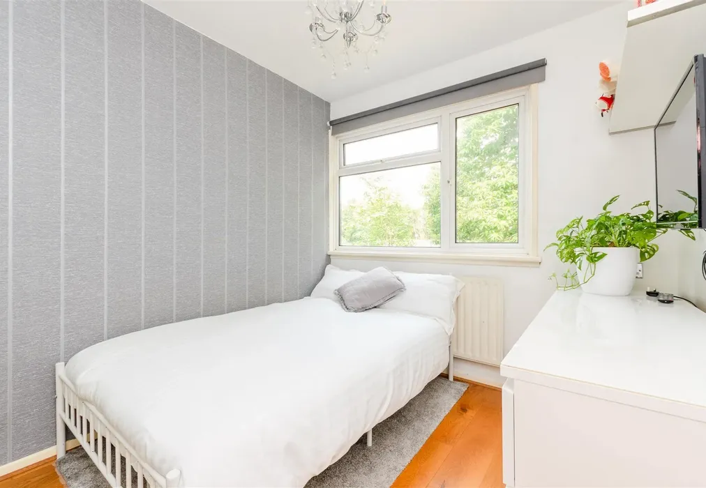 Bedroom 2 - Bleakwood Road, Chatham, Kent - Wards of Kent