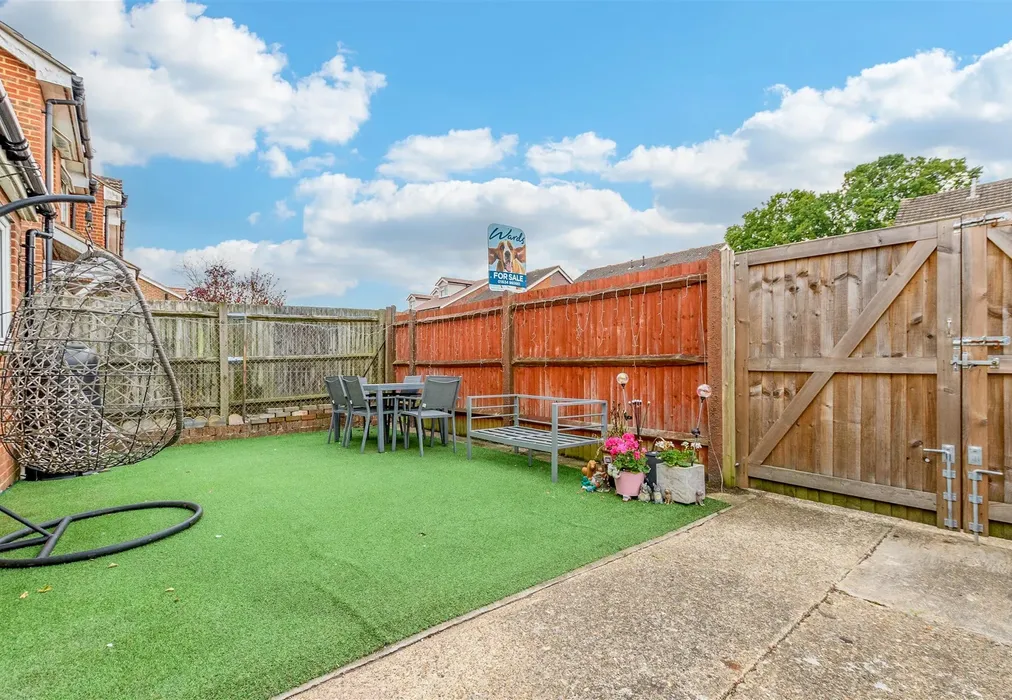 Rear Garden - Bleakwood Road, Chatham, Kent - Wards of Kent