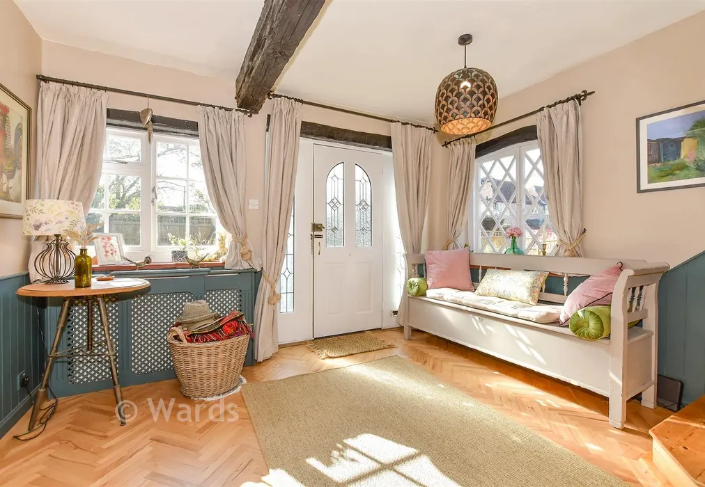 Entrance Hall - The Drove, Chestfield, Whitstable, Kent - Wards of Kent