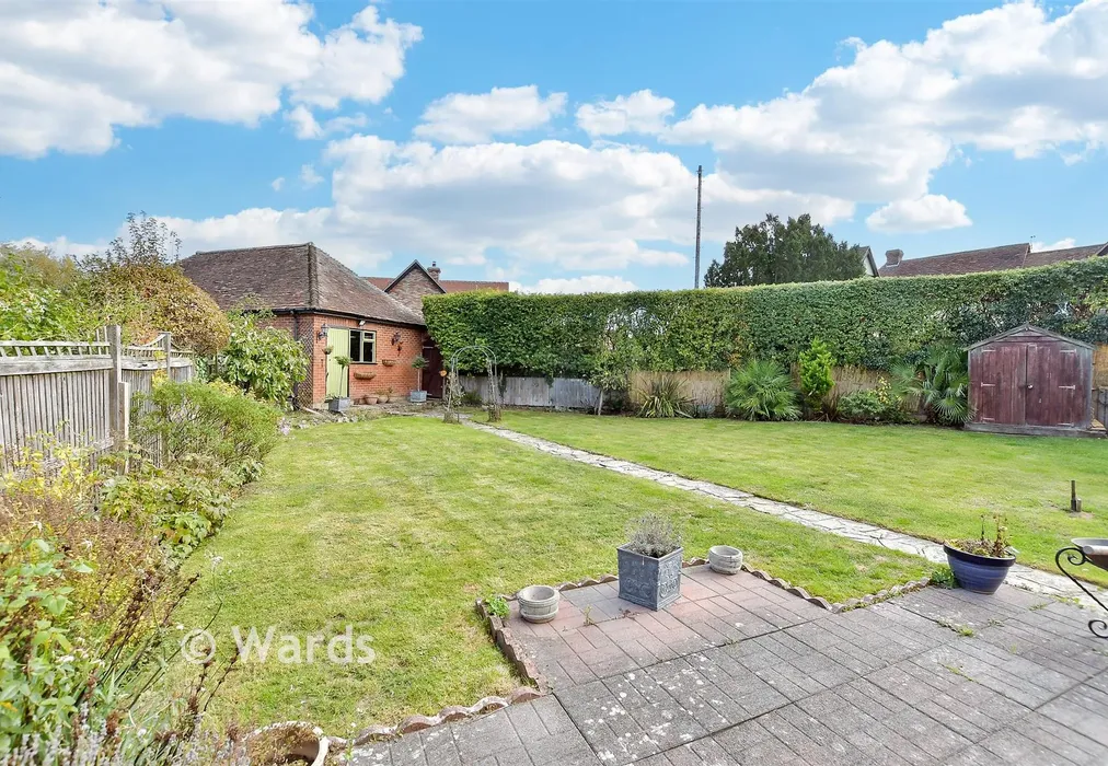 Room 3 - The Drove, Chestfield, Whitstable, Kent - Wards of Kent