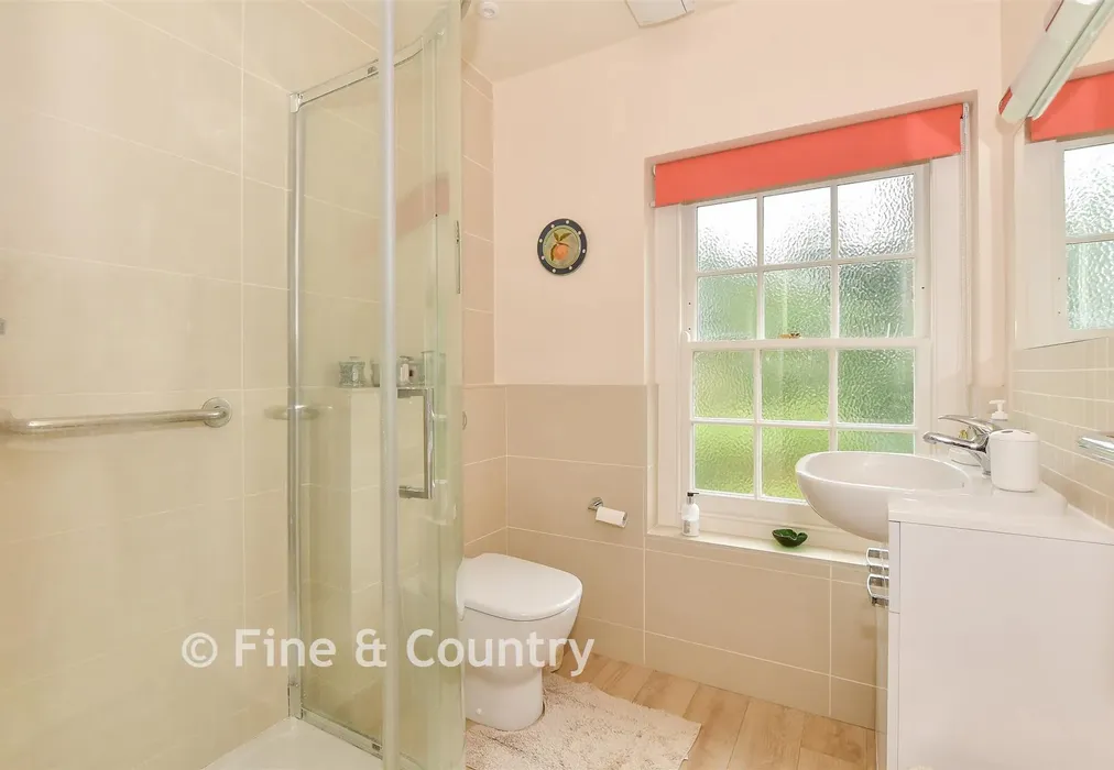 En-Suite Shower Room - Mill Close, Wickhambreaux, Canterbury, Kent - Wards of Kent