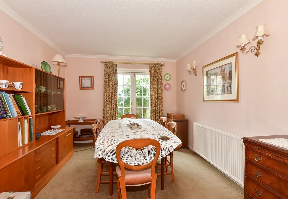 Dining Area - Mill Close, Wickhambreaux, Canterbury, Kent - Wards of Kent