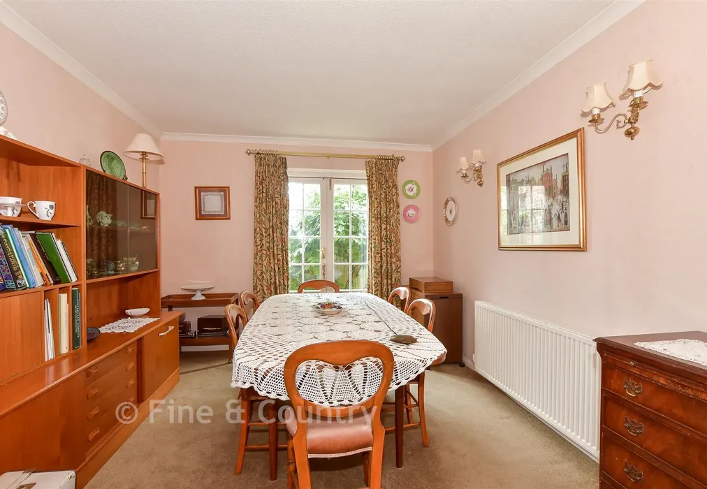 Dining Area - Mill Close, Wickhambreaux, Canterbury, Kent - Wards of Kent