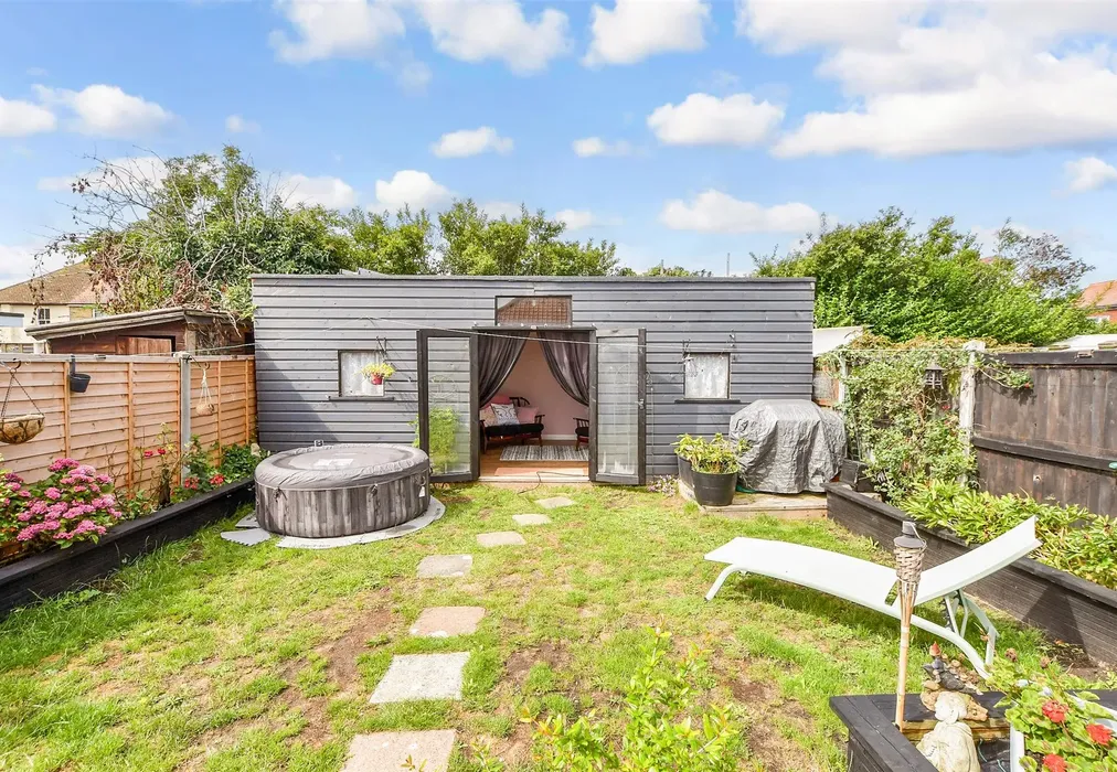 Workshop/Outbuildings - Marrose Avenue, Ramsgate, Kent - Wards of Kent